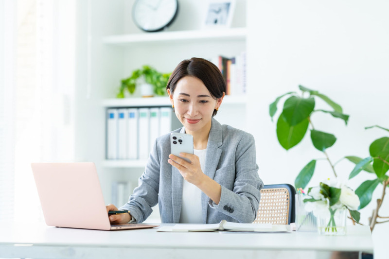 【調査レポート】AIが書いたメールマガジン（ニュースレター）「評価保留」が約半数 第3回 BtoBメール閲覧実態調査（調査結果発表）